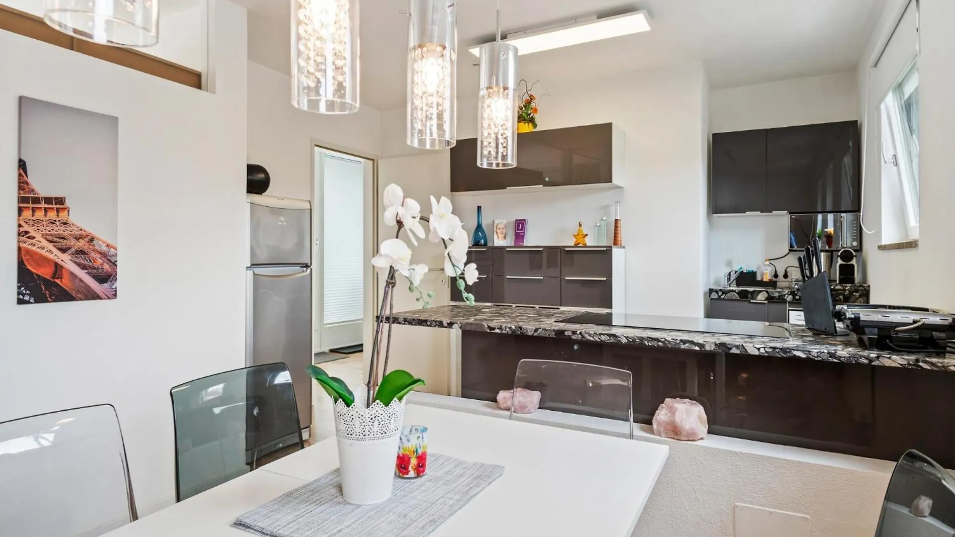Apartment In Innsbruck Near Ambras Castle , Cleaning Included